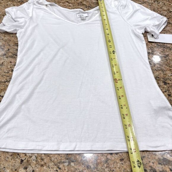 NWT Nordstrom Rack Women Puff Sleeve Tee S White V-Neck Rayon Chic Casual - Picture 7 of 7